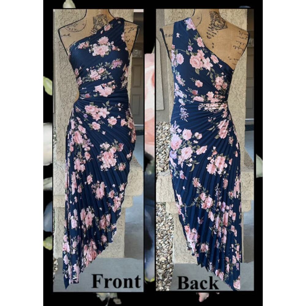 Petal & Pup Pleated Navy Floral One Shoulder Kleo Maxi Dress Size S - Picture 7 of 14